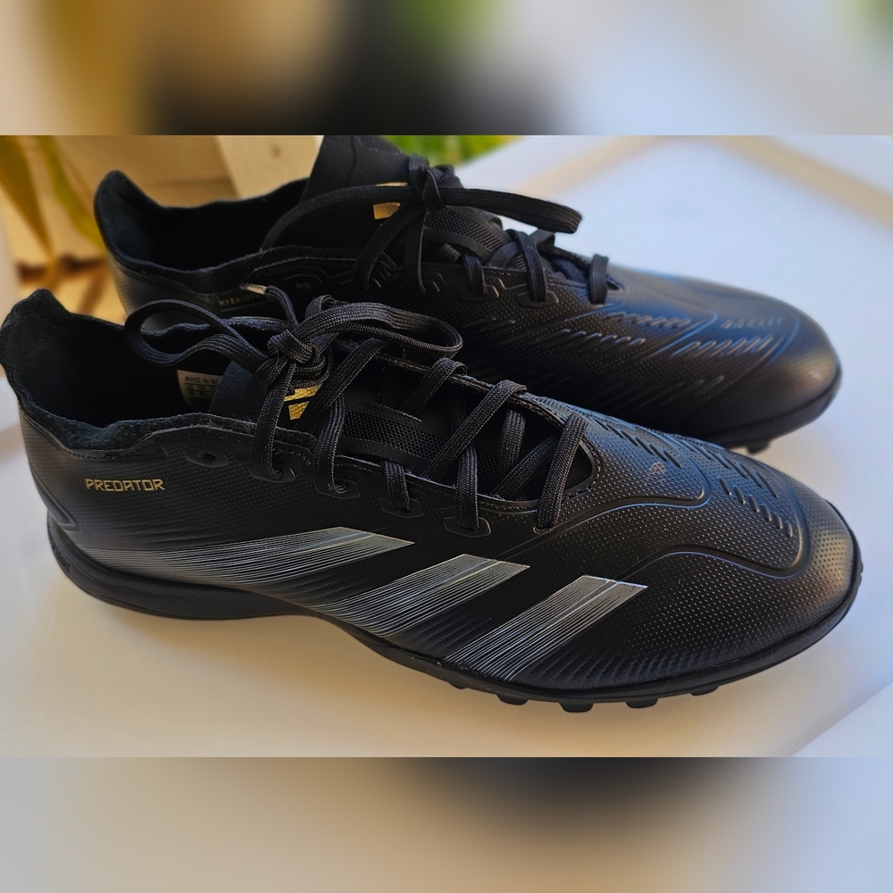 Adidas Predator League Turf Boots Size 9